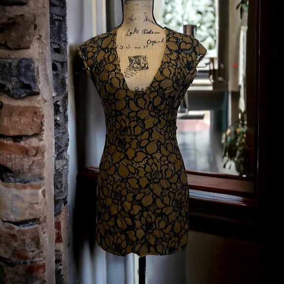 Free People Stretch Lace Gothic Glam Noir Romance Mini Dress Tunic Size Small - Picture 6 of 8